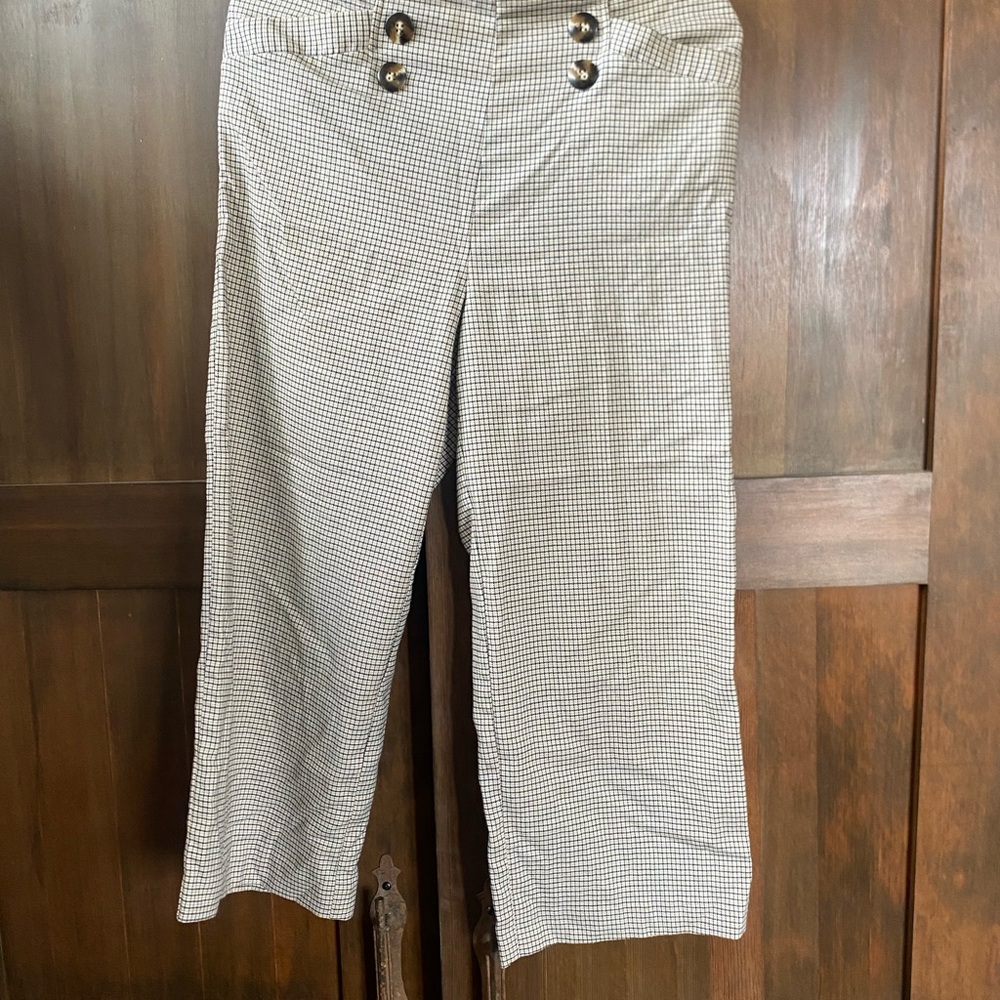 Preppy Fall Style Sanctuary Black and Cream Checkered Pants M